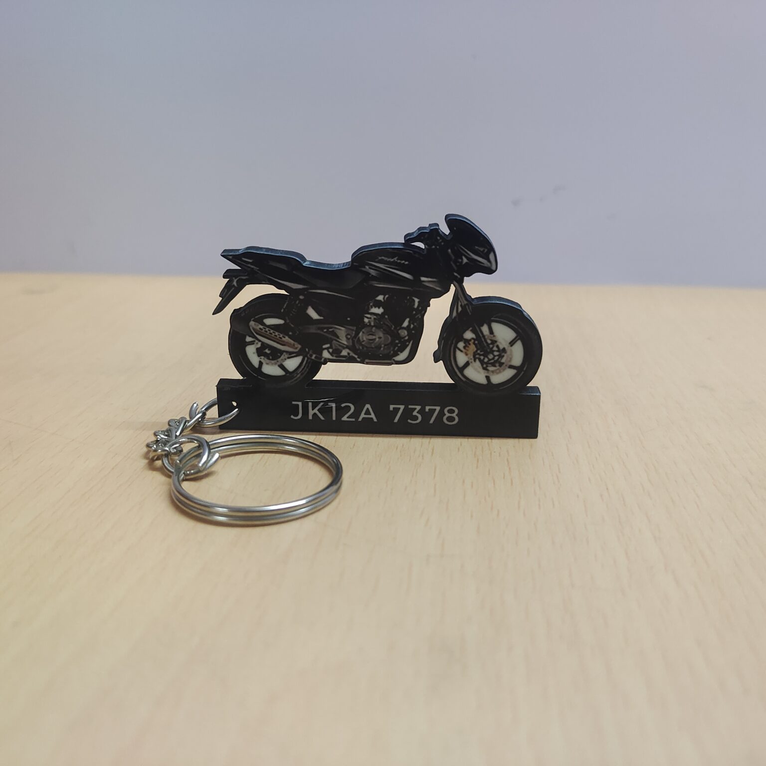 Best Bajaj Pulsar 180 Black bike Keychain