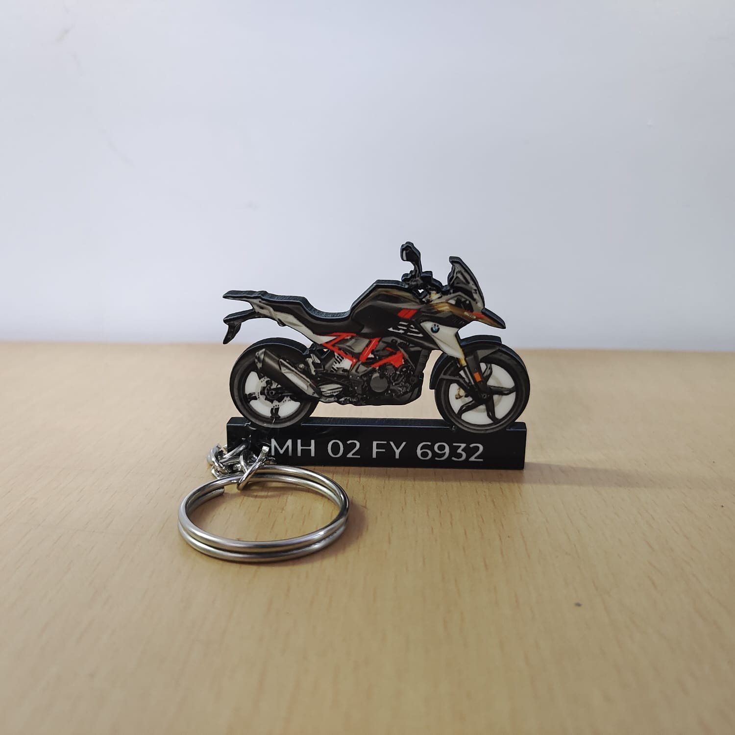 BMW G310GS Style Rally Kalamata Metallic Matt Keychain
