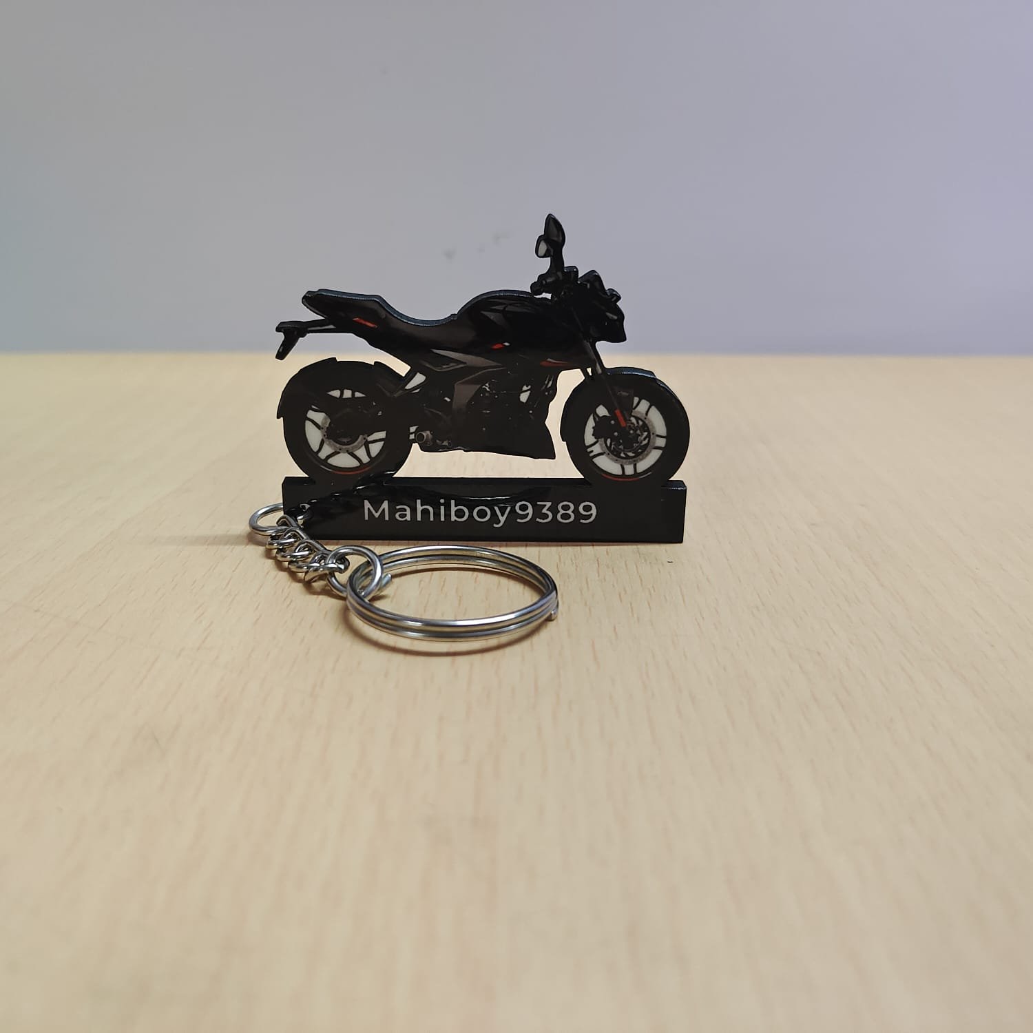 Best Bajaj Pulsar N160 Brooklyn Black Keychain